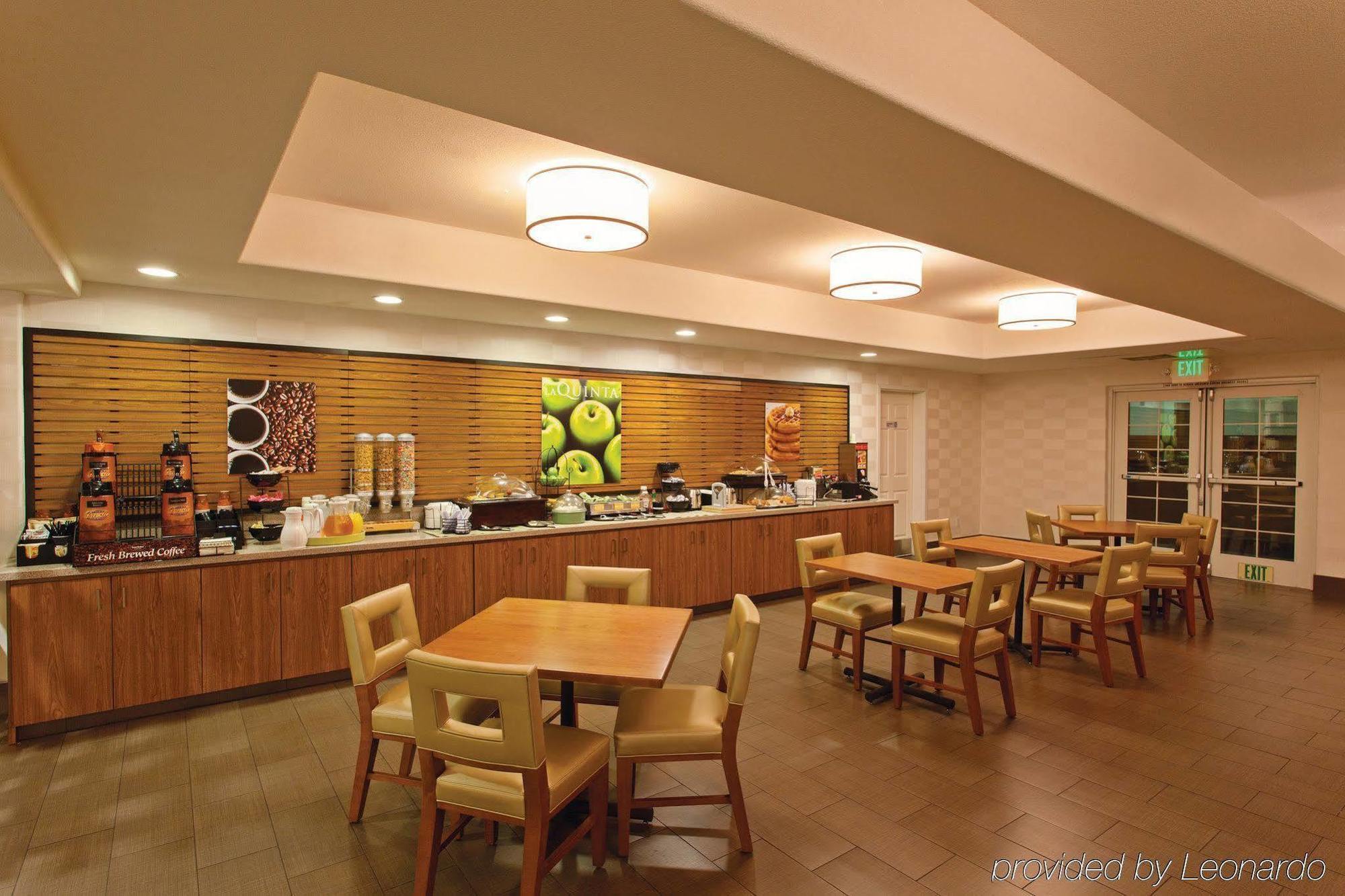 Fairfield By Marriott Inn & Suites Fresno Riverpark Buitenkant foto