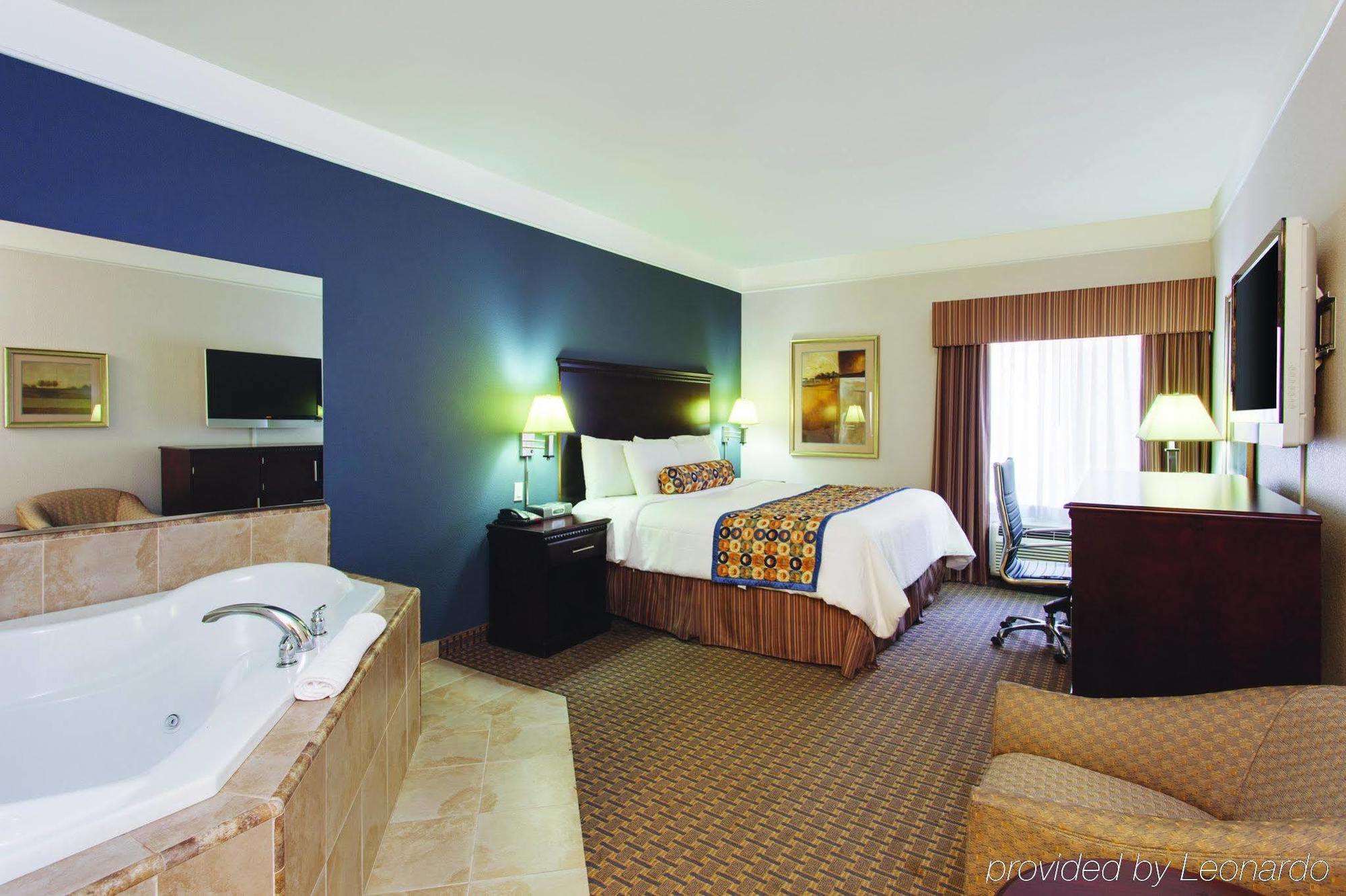 Fairfield By Marriott Inn & Suites Fresno Riverpark Buitenkant foto